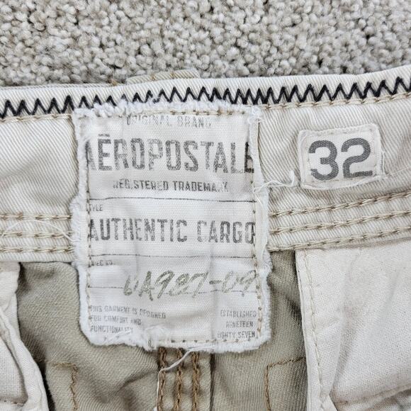 Aeropostale Cargo Shorts Mens 32 Cream Distressed Baggy Cotton Pockets Y2K - Picture 2 of 12